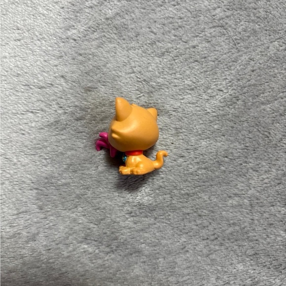 Disney Marvel Doorables Goose from Captain Marvel - Picture 2 of 5